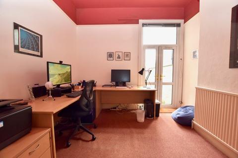 21 Barmby Road, Pocklington, York, YO42 2DL