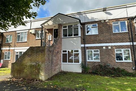 2 bedroom maisonette to rent, Foster Close  Fareham  UNFURNISHED