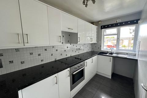 2 bedroom maisonette to rent, Foster Close  Fareham  UNFURNISHED