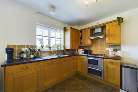 2 bedroom flat for sale - Ty Bala, Cwrt Y Terfyn, Saltney