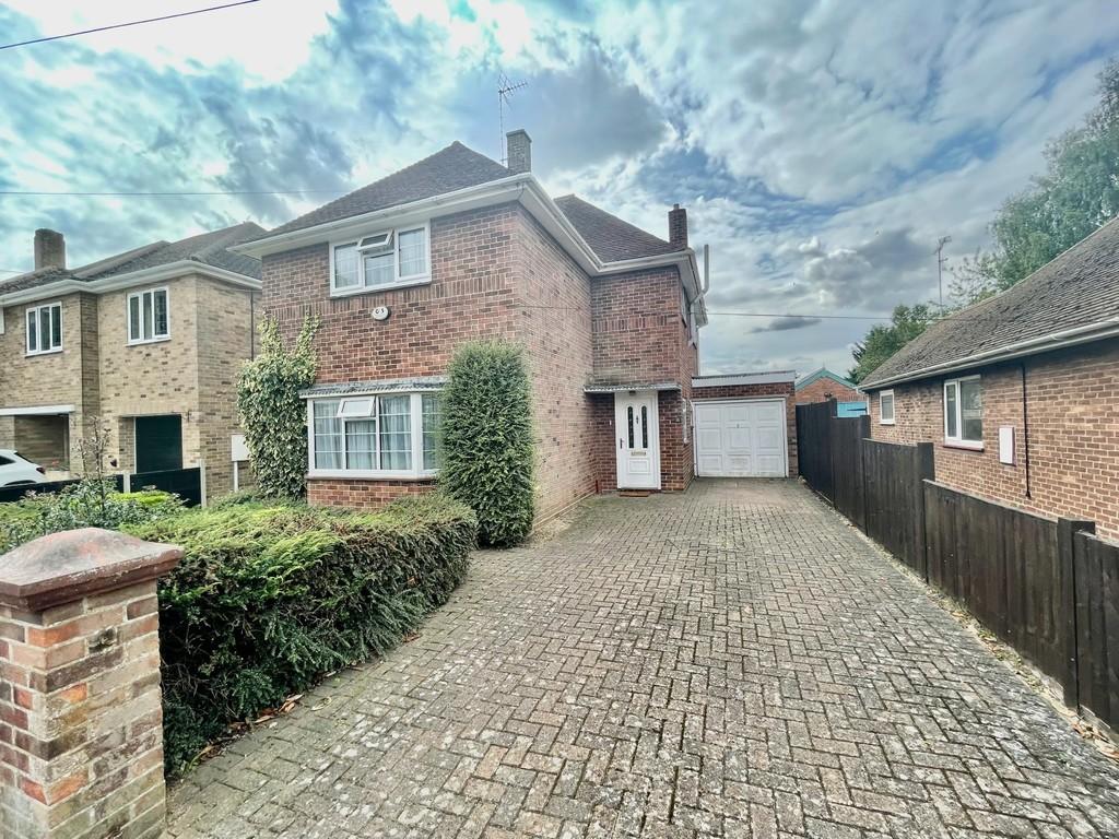 Maple Grove, Spalding 3 bed detached house for sale £275,000