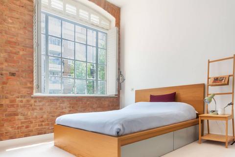 Apartment 1, 34 Queens Row, London, SE17 2PX