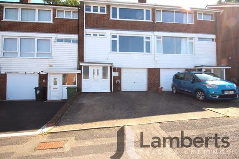 15 Ferney Hill Avenue, Redditch, B97 4RU