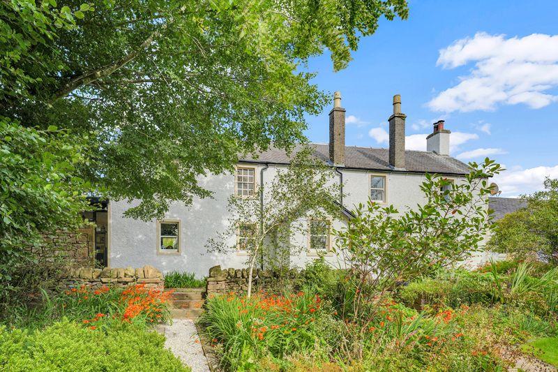The Old Schoolhouse, 34 Main Road Kirkoswald KA19 8HY 4 bed country