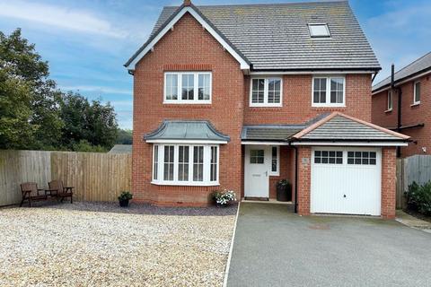 5 bedroom detached house for sale, Acrau Hirion, Conwy