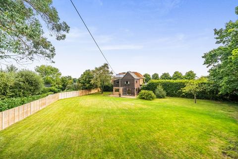 2 bedroom detached house for sale, Grigg Lane, Headcorn