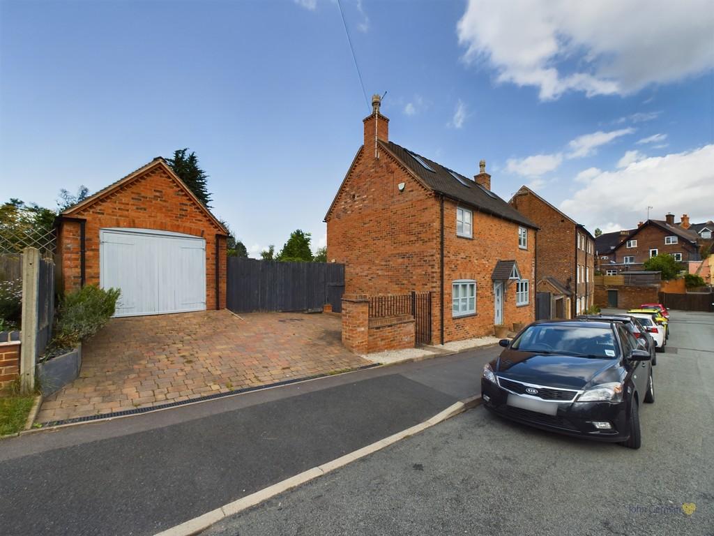 Silk Mill Lane, Tutbury 4 bed detached house for sale £365,000