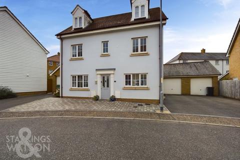 5 bedroom detached house for sale, Daisy Street, Wymondham