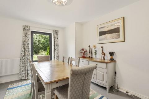 6 Nicholson Walk, Uxbridge, UB10 0GH