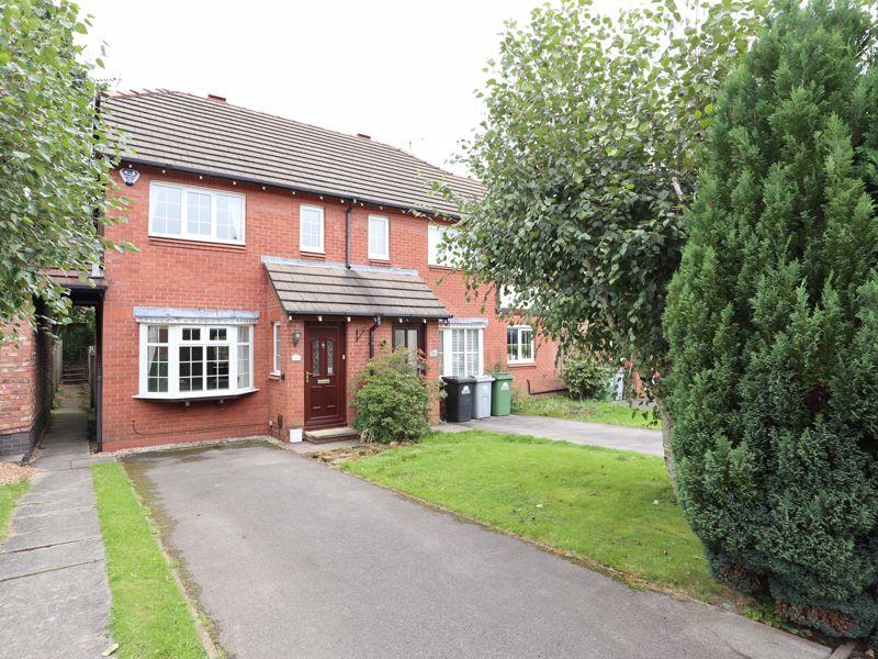 Home Farm Avenue, Macclesfield 2 bed terraced house for sale £210,000