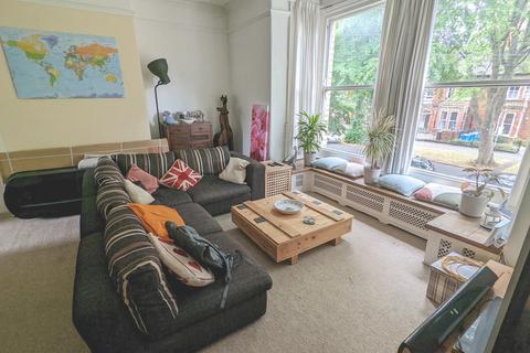 1 bedroom apartment for sale, Flat 3, 28 Westbourne Avenue