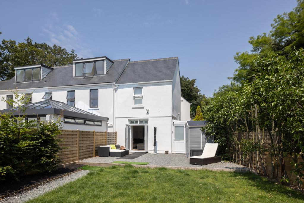 La Grande Route De St. Laurent, St. Lawrence, Jersey 3 bed end of