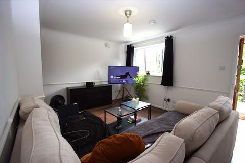 1 bedroom flat to rent, Cornish Court, Bridlington Road, Edmonton N9