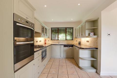 55 Windmill Field, Windlesham, GU20 6QD
