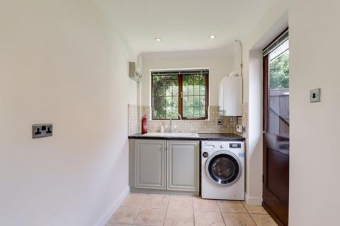 55 Windmill Field, Windlesham, GU20 6QD