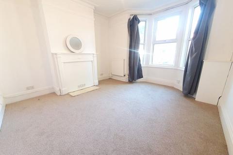 121 Seymour Road, Gloucester, GL1 5QD