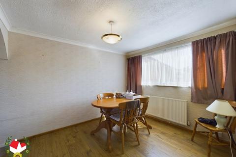 271 Tuffley Lane, Tuffley, Gloucester, GL4 0RP