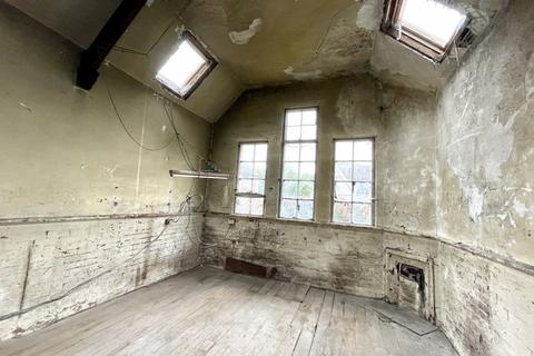 3 bedroom end of terrace house for sale - Bridge Street, Corwen