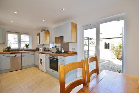 45 Campion Way, Witney, OX28 1EX