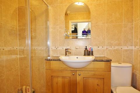 45 Campion Way, Witney, OX28 1EX