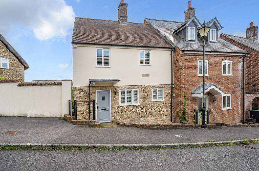 Penn Hill View, Stratton, Dorchester, DT2 3 bed semidetached house for