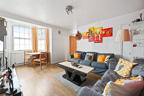 2 bedroom apartment for sale, Brent Court, Emlyn Gardens, Shepherd's Bush, London, W12