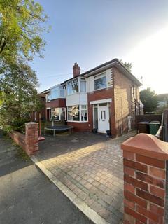 Pine Avenue, Whitefield M45