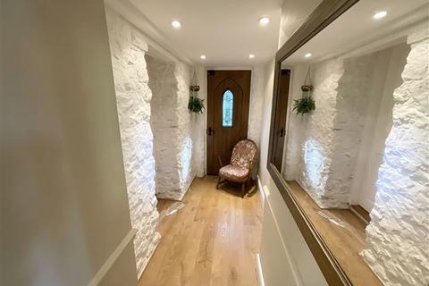 Cemetery Lodge Ashbourne Road, Buxton, SK17 9RY