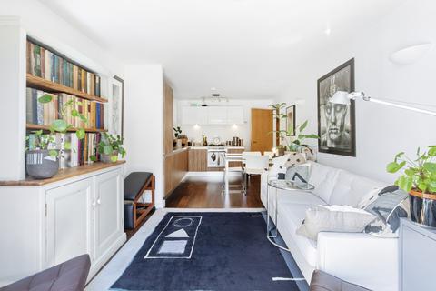 1 bedroom apartment for sale, Morton Road, London, N1