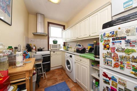 2 bedroom maisonette for sale, East End Road, London, N2