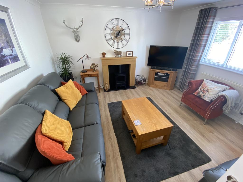 Living room (second image)