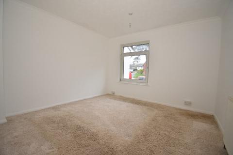 18 Perth Close, Exeter, EX4 5BB