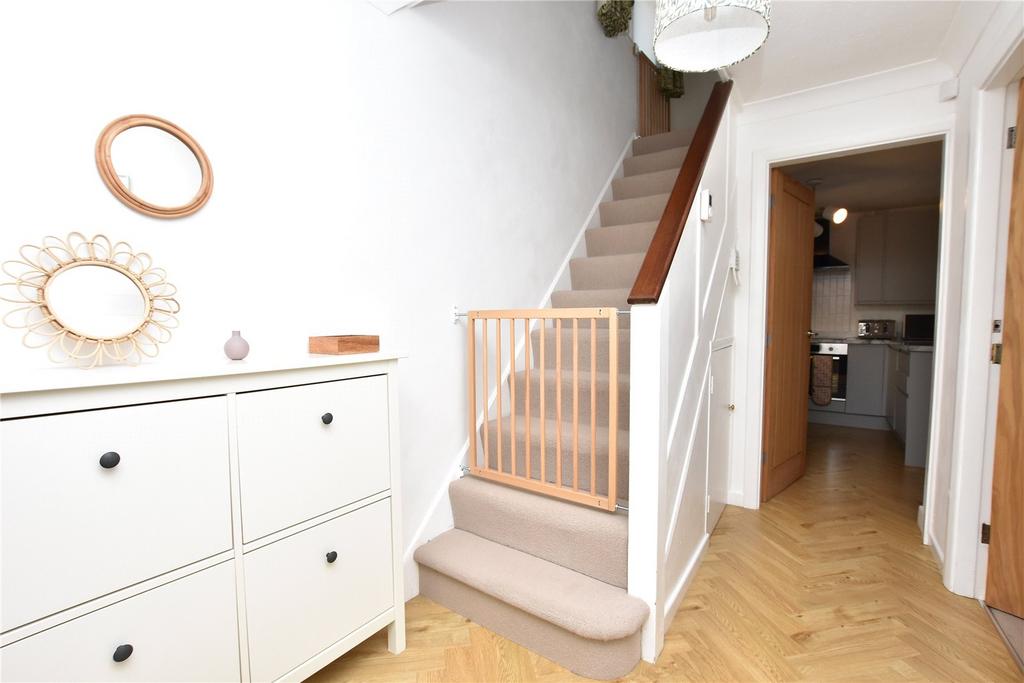 Holmwood Avenue, Leeds, West Yorkshire 3 bed semidetached house £339,950