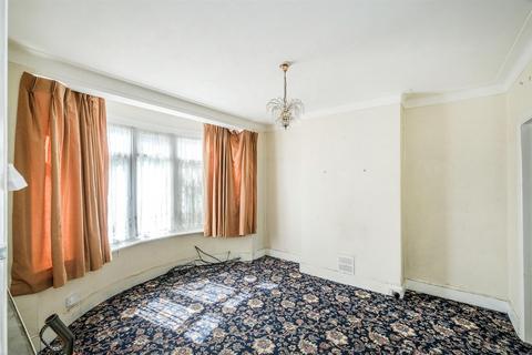 4 bedroom terraced house for sale, Middleton Close, Chingford