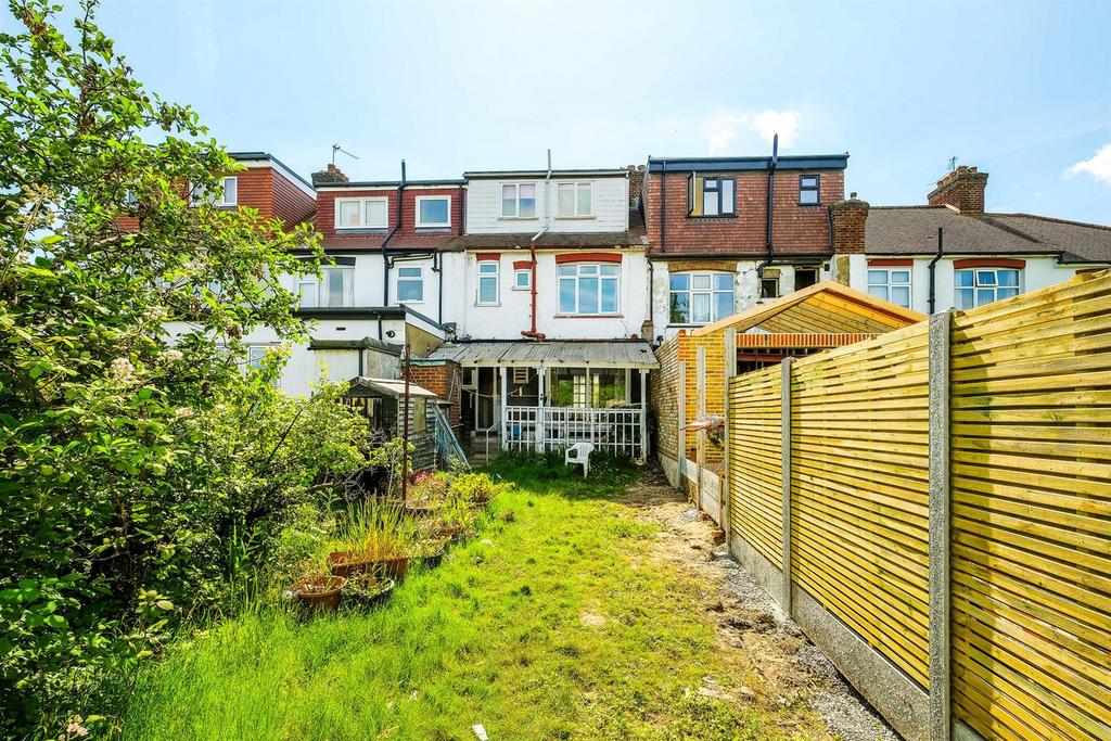 6 Middleton Close-15 rszd.jpg