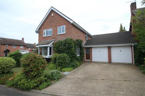 18 Gildale, Werrington, Peterborough, PE4 6QY