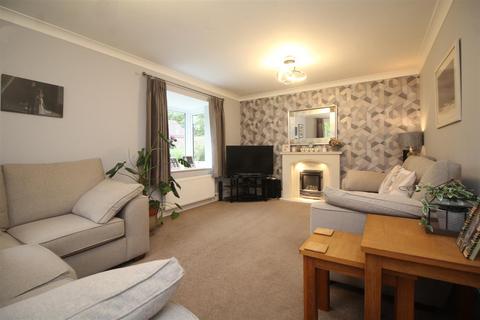 18 Gildale, Werrington, Peterborough, PE4 6QY