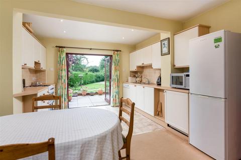 5 Callaways Road, Shipston-on-stour, CV36 4HB