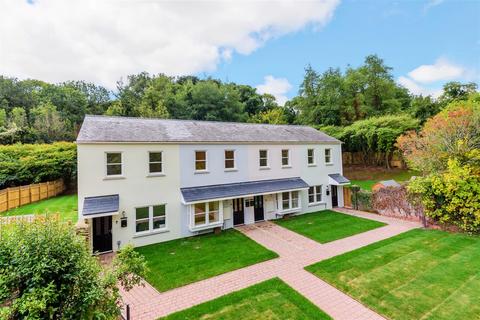 3 bedroom terraced house for sale, Watcombe Beach Road, Torquay