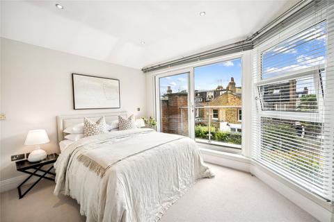 4 bedroom end of terrace house for sale, Chipstead Street, Peterborough Estate, Fulham, London, SW6