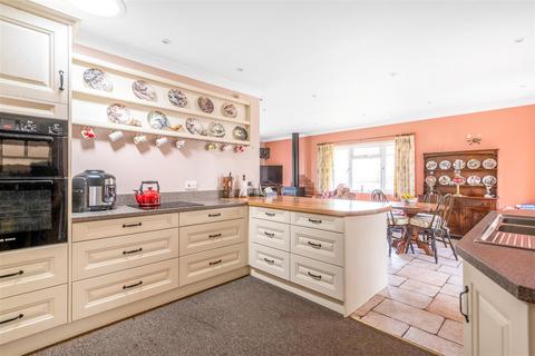 46 Manor Road, Sole Street, Gravesend, DA13 9BN