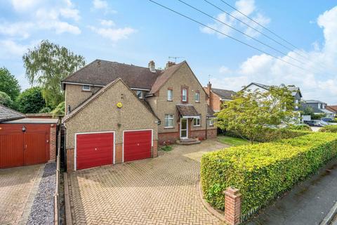 11 Johns Road, Meopham, Gravesend, DA13 0LP