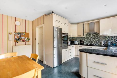 11 Johns Road, Meopham, Gravesend, DA13 0LP