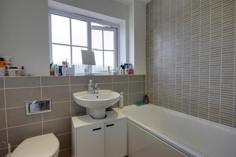 9 Devonshire Close, Elloughton, Brough, HU15 1UB