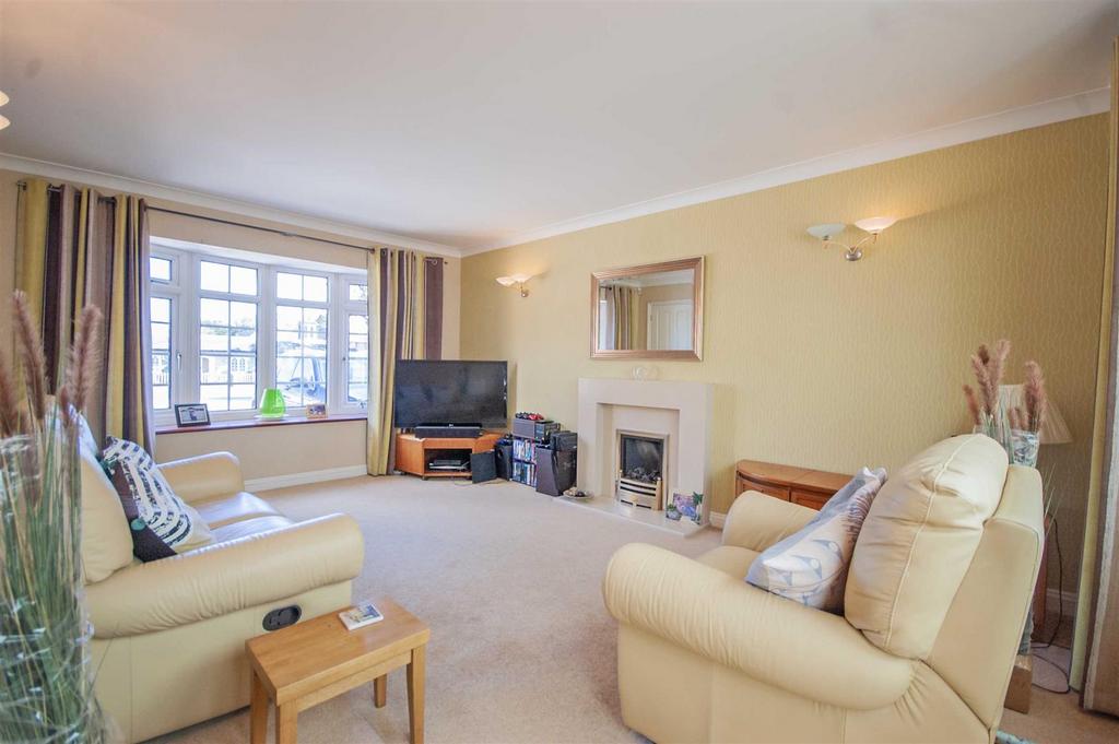 Maldon Road, Hatfield Peverel, Chelmsford 5 bed detached house for sale