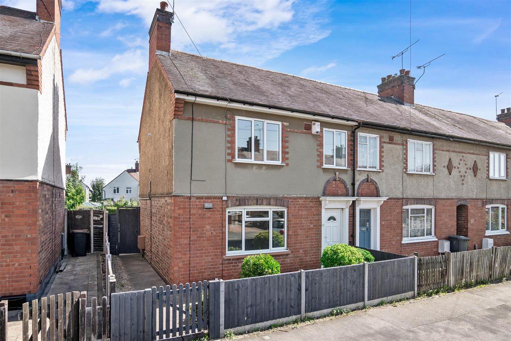 Winfield Road, Abbey Green, Nuneaton 3 bed end of terrace house £180,000