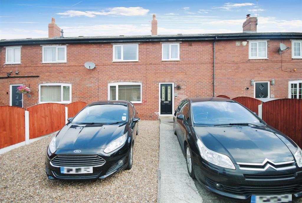 Park Avenue, Swillington, Leeds 3 bed terraced house for sale £189,950