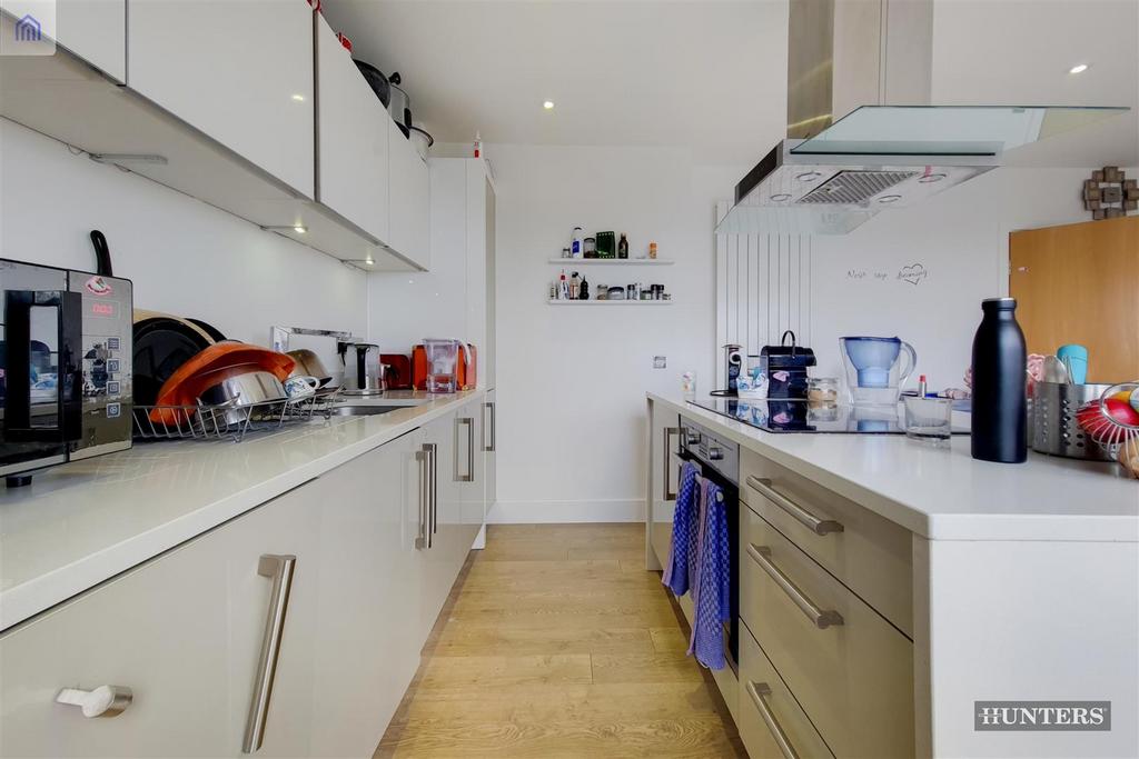 Moro Apartments, 22 New Festival Avenue, London, E14 3 bed penthouse to