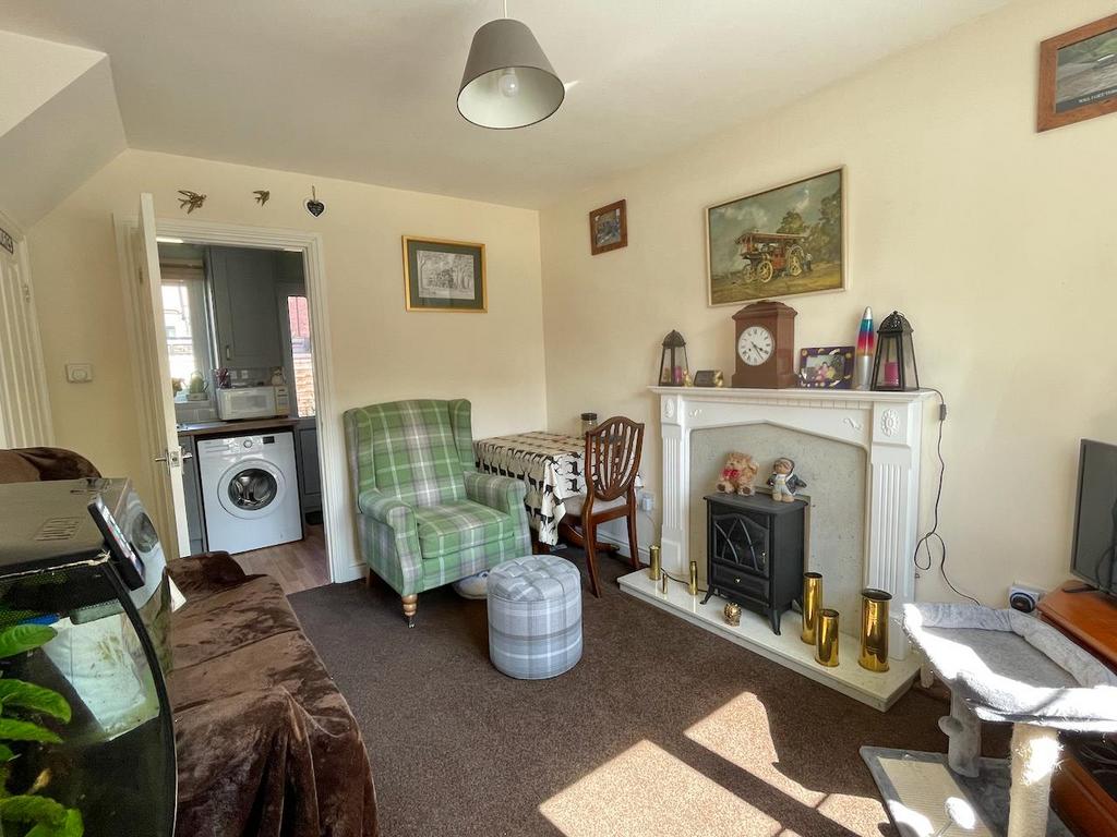 Yeomans Court, Kirkbymoorside 2 bed end of terrace house for sale £