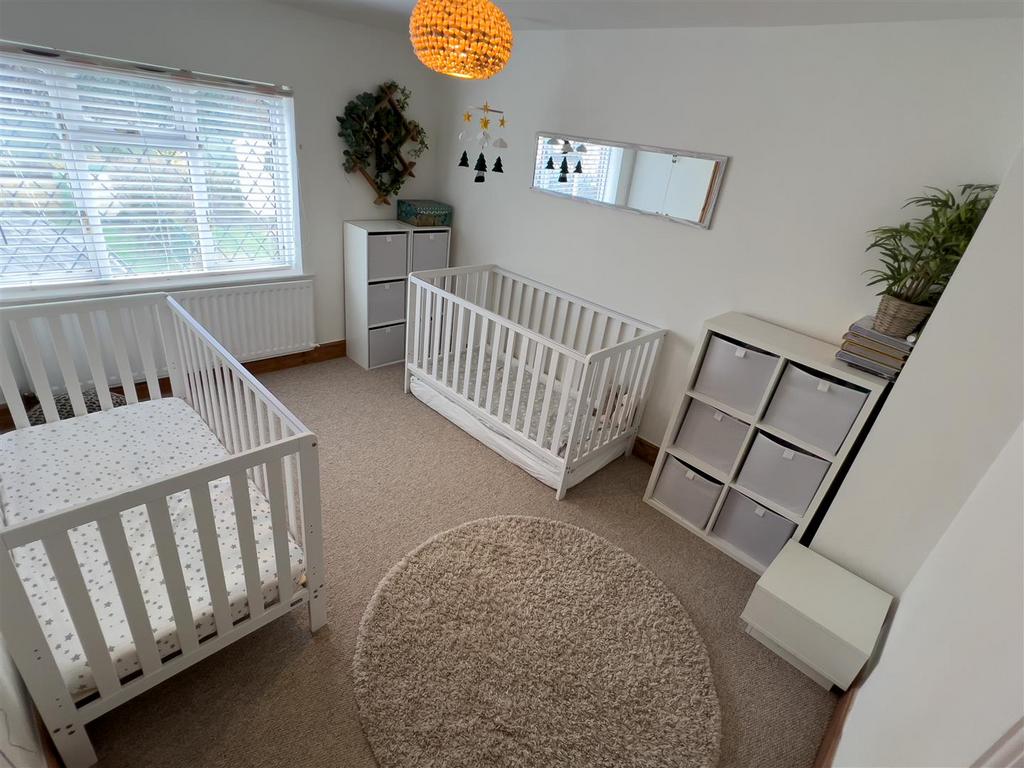 60 Rookery Road Bedroom2.jpg